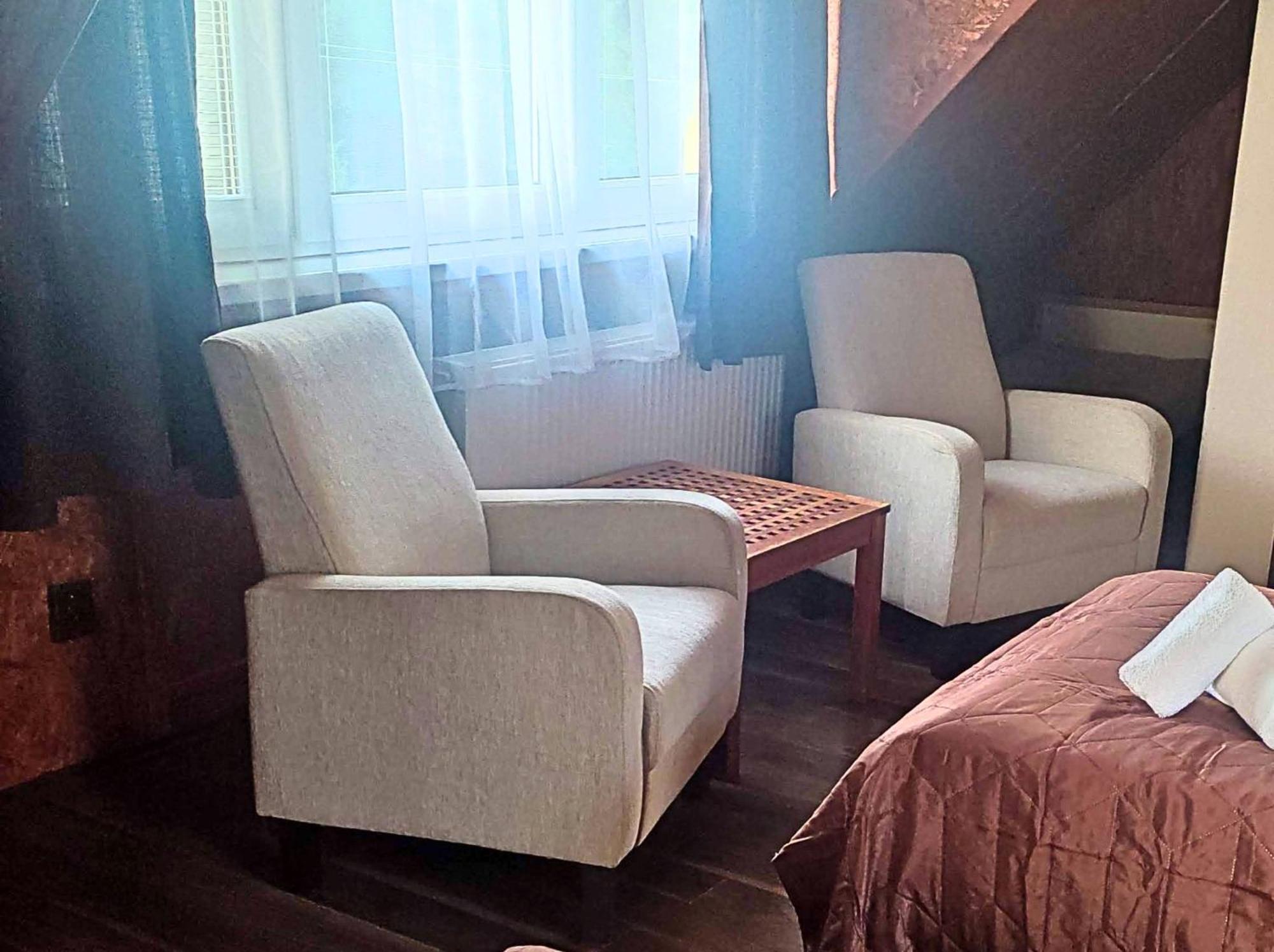 Spa & Pool Apartments Prestige Villa Ivica Marianka Bagian luar foto